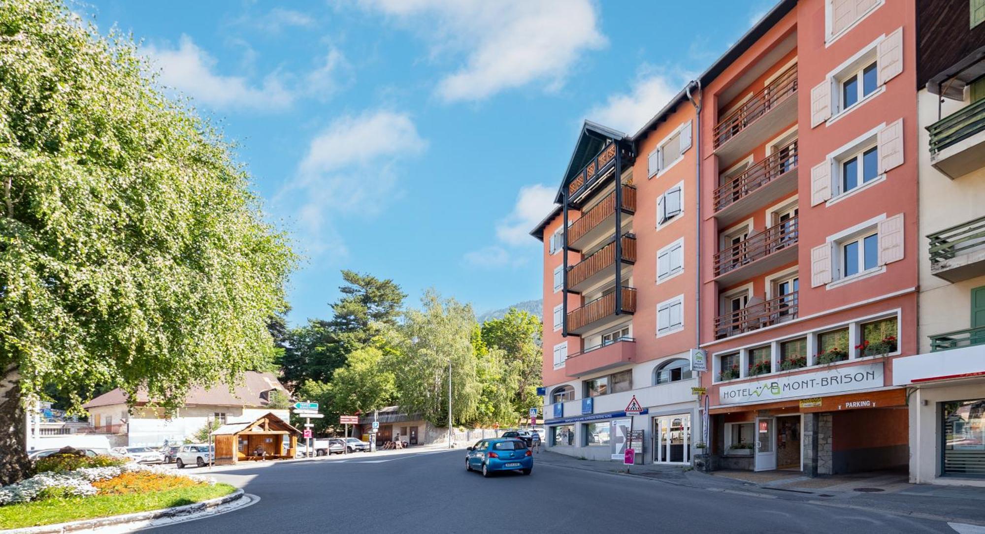Hotel Mont-Brison Briancon  Bagian luar foto